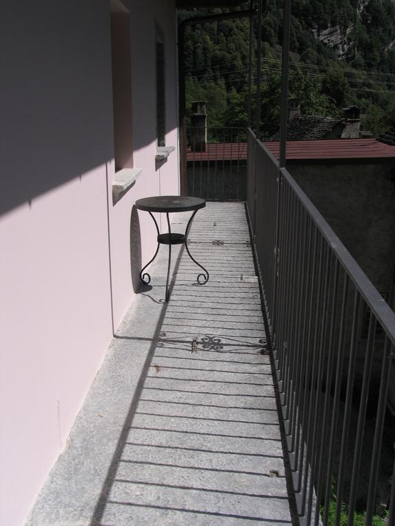 Casa Vacanze La Meridiana Baceno Quarto foto